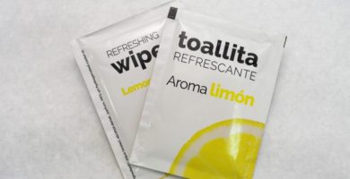 toallita refrescante perfumada aroma limon individual