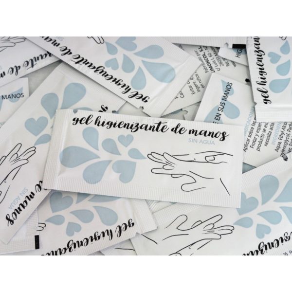 toallita con alcohol para la higiene de manos y desinfectar lavandose